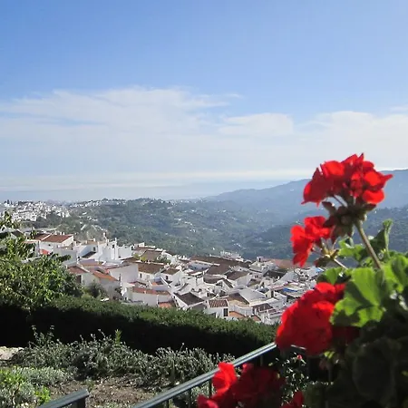 Ferienhaus Casa Ana, Fantasticas Vistas A Frigiliana, El Mar Y La Montana *
