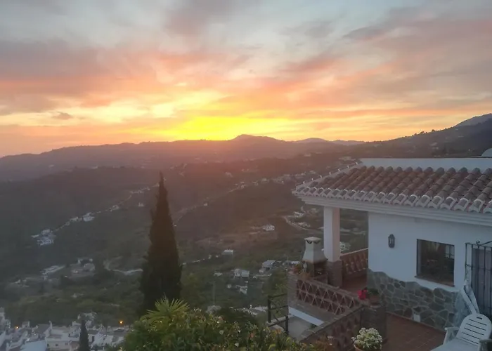 Casa Ana, Fantasticas Vistas A Frigiliana, El Mar Y La Montana